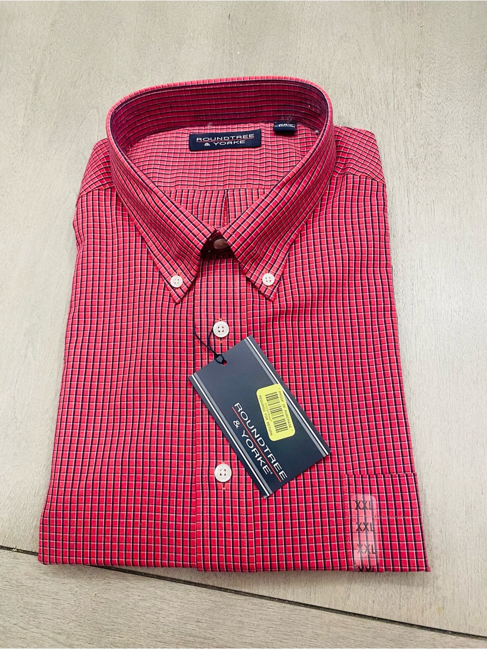 Roundtree & Yorke Men’s Red Micro-Check Button-Down Shirt
